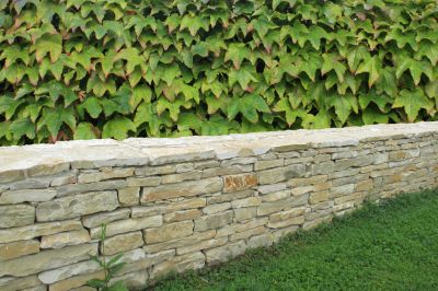 Fix Damaged Parts of a Stone Wall!